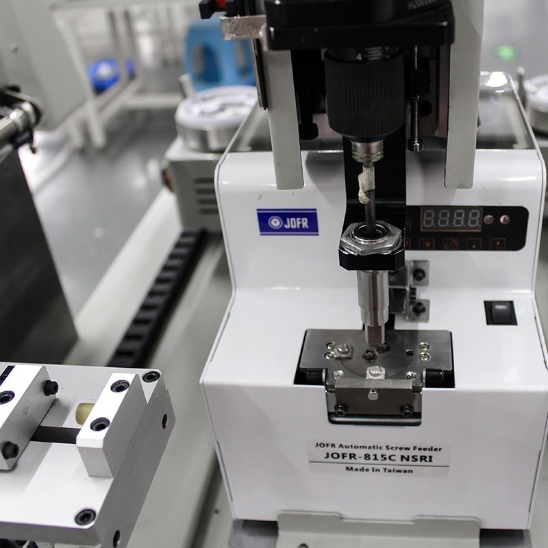 手持式螺絲機(jī)的特點(手持式螺絲機(jī)具有哪些優(yōu)勢)